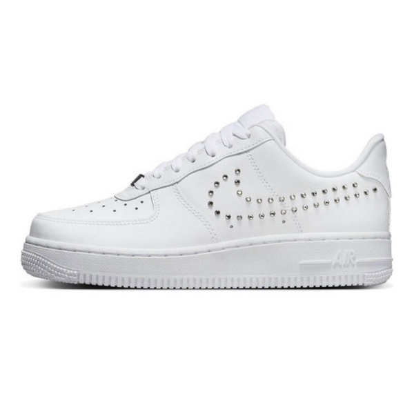 Nike Air Force 1 '07 'White Chrome'- Streetwear Fashion - ellesey.com