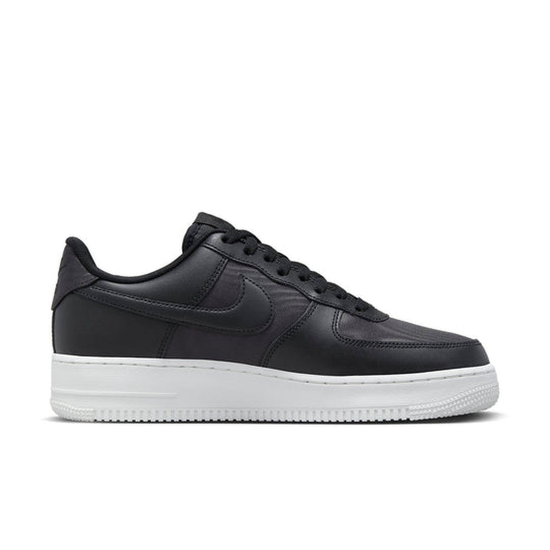 Nike Air Force 1 Low '07 SE 'Black Nylon'- Streetwear Fashion - ellesey.com