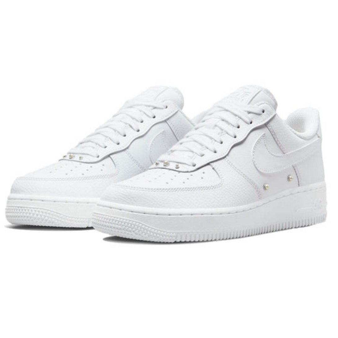 Nike Air Force 1 Low '07 SE 'Pearl White'- Streetwear Fashion - ellesey.com