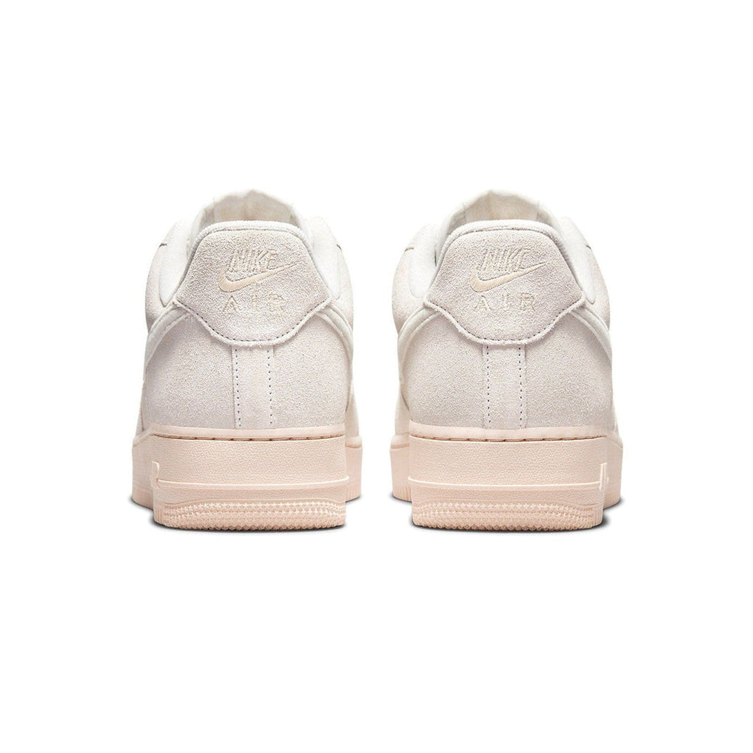 Nike Air Force 1 Winter Premium 'Summit White'- Streetwear Fashion - ellesey.com