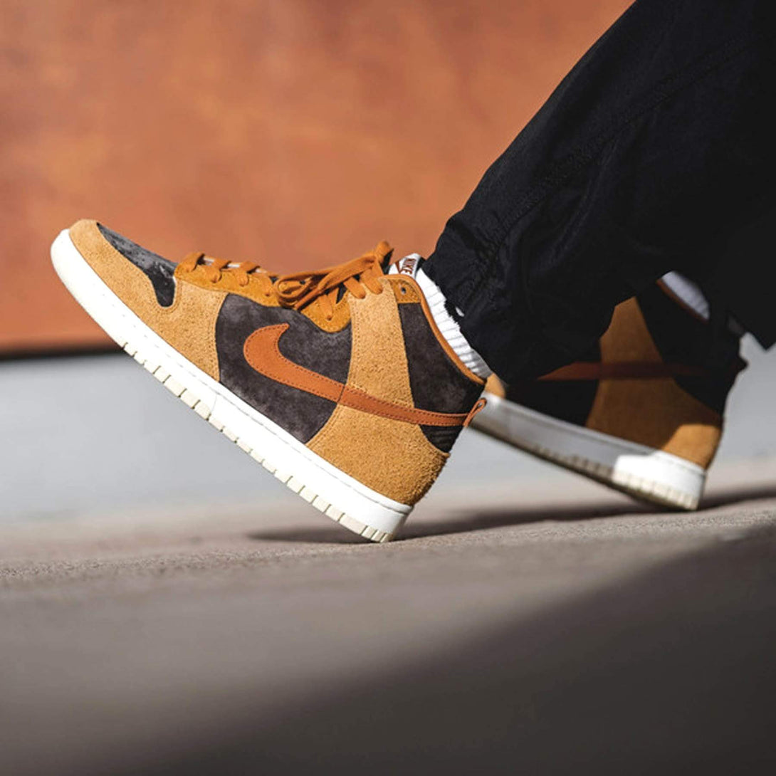 Nike Dunk High Premium 'Dark Russet'- Streetwear Fashion - ellesey.com