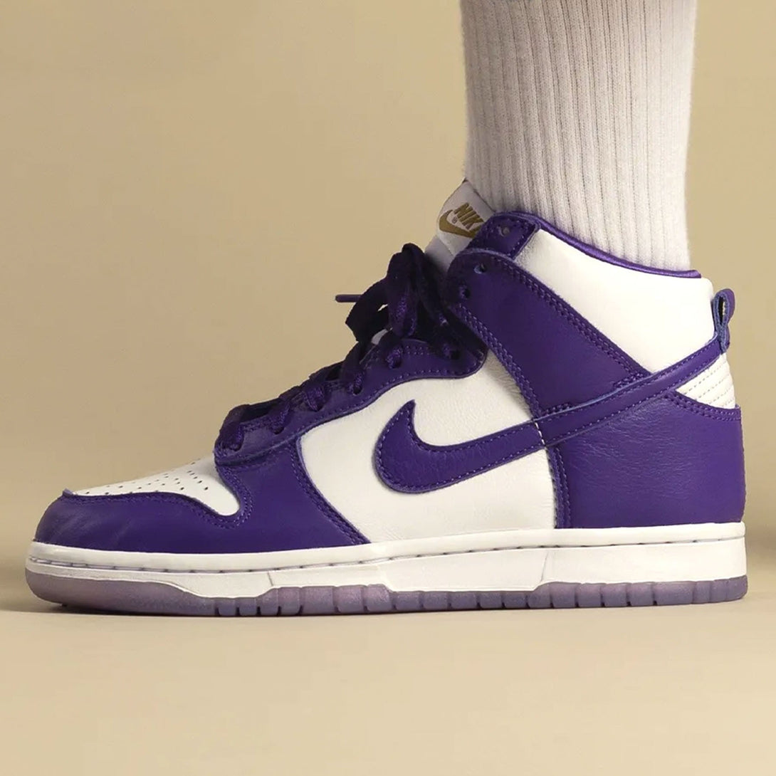 Nike Dunk High Wmns 'Varsity Purple'- Streetwear Fashion - ellesey.com