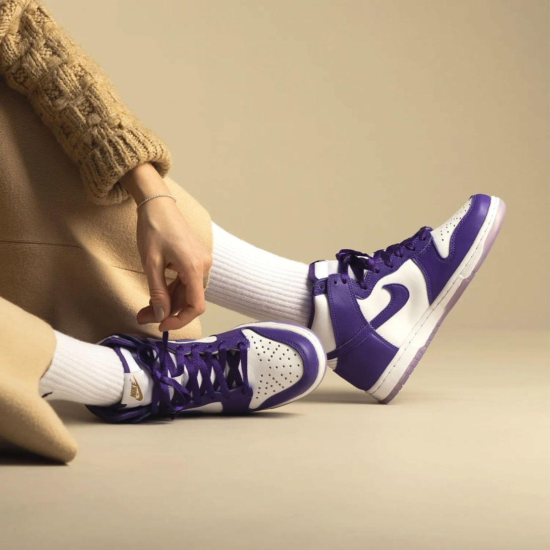 Nike Dunk High Wmns 'Varsity Purple'- Streetwear Fashion - ellesey.com