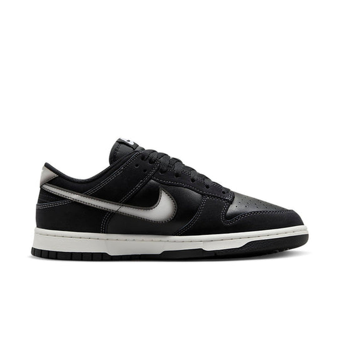 Nike Dunk Low 'Airbrush - Black'- Streetwear Fashion - ellesey.com