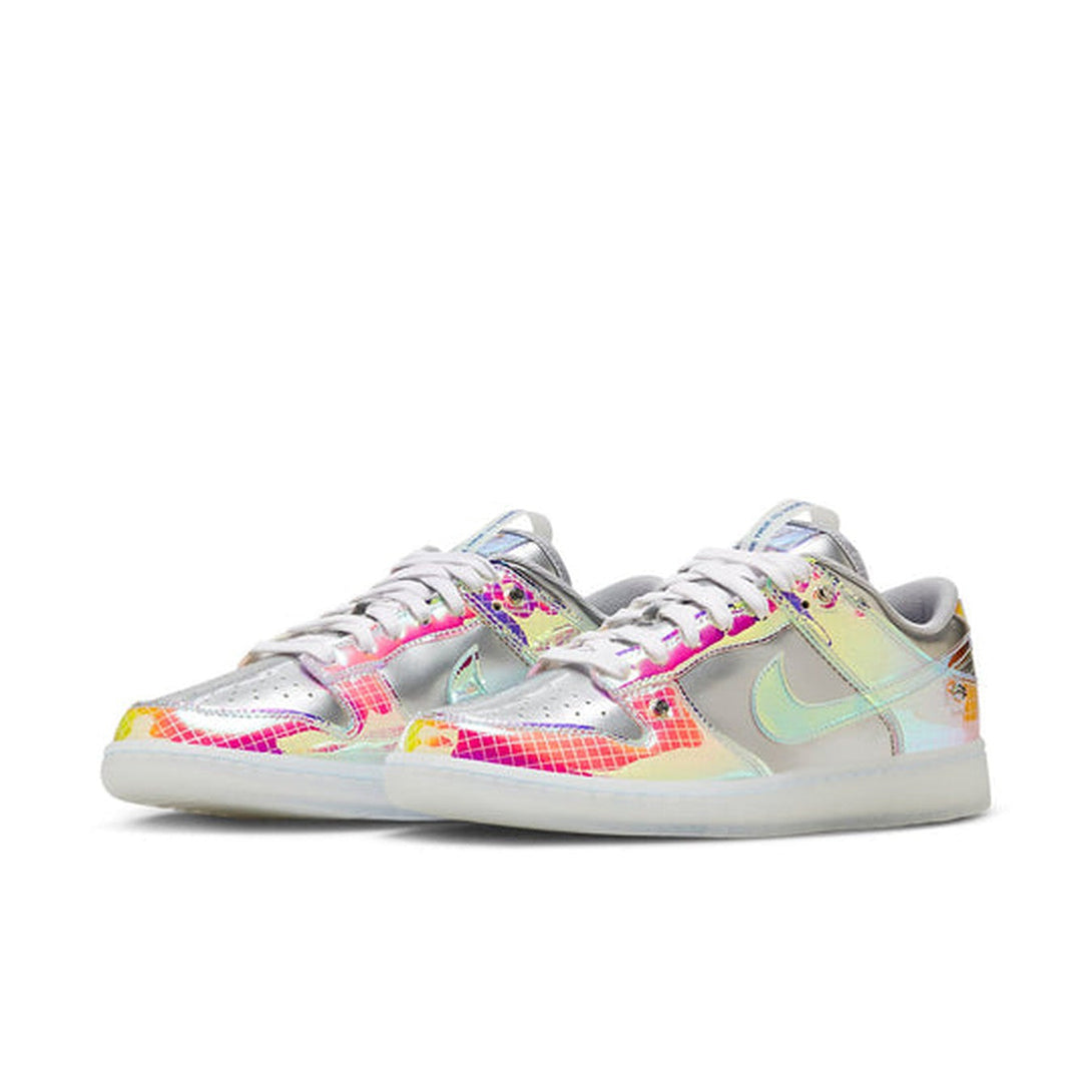 Nike Dunk Low 'Be True'- Streetwear Fashion - ellesey.com