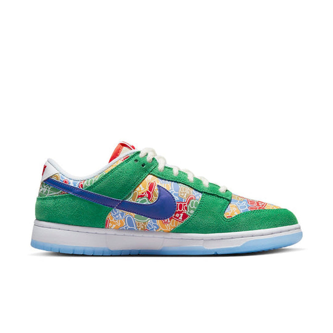 Nike Dunk Low 'Foam Finger'- Streetwear Fashion - ellesey.com