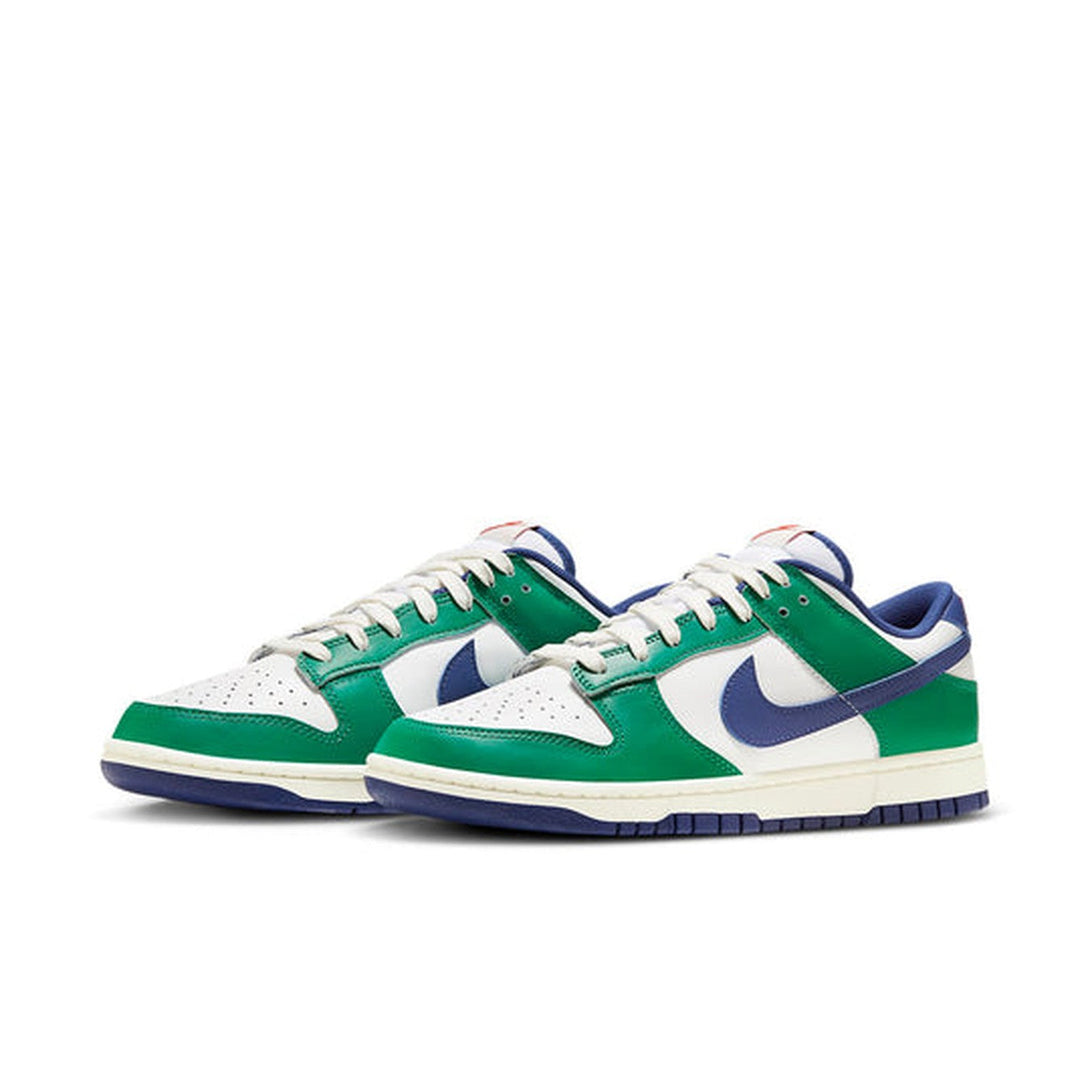 Nike Dunk Low 'Gorge Green Deep Royal'- Streetwear Fashion - ellesey.com