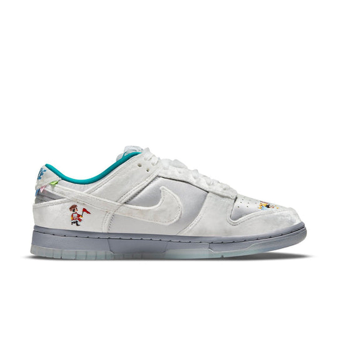 Nike Dunk Low 'Ice'- Streetwear Fashion - ellesey.com