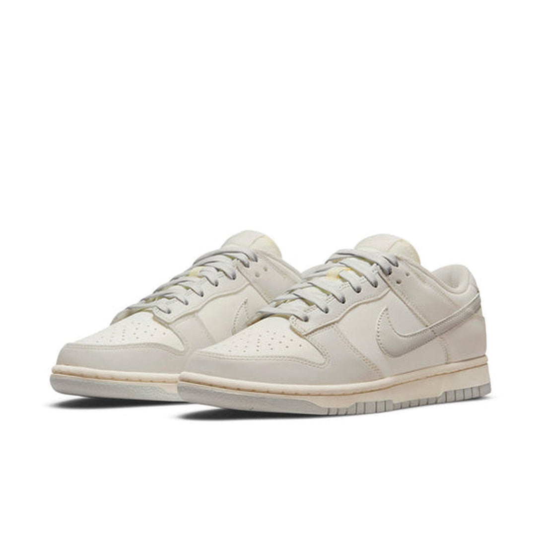 Nike Dunk Low 'Light Bone'- Streetwear Fashion - ellesey.com