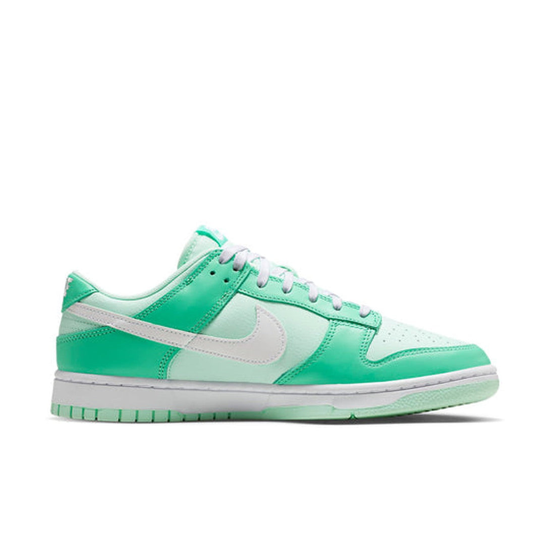 Nike Dunk Low 'Mint Foam Light Menta'- Streetwear Fashion - ellesey.com