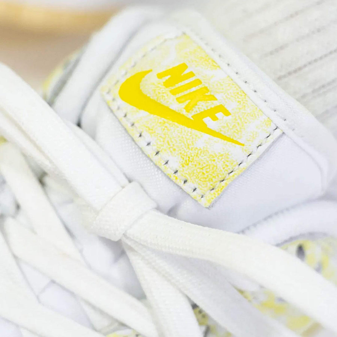 Nike Dunk Low OG Wmns 'Yellow Strike'- Streetwear Fashion - ellesey.com