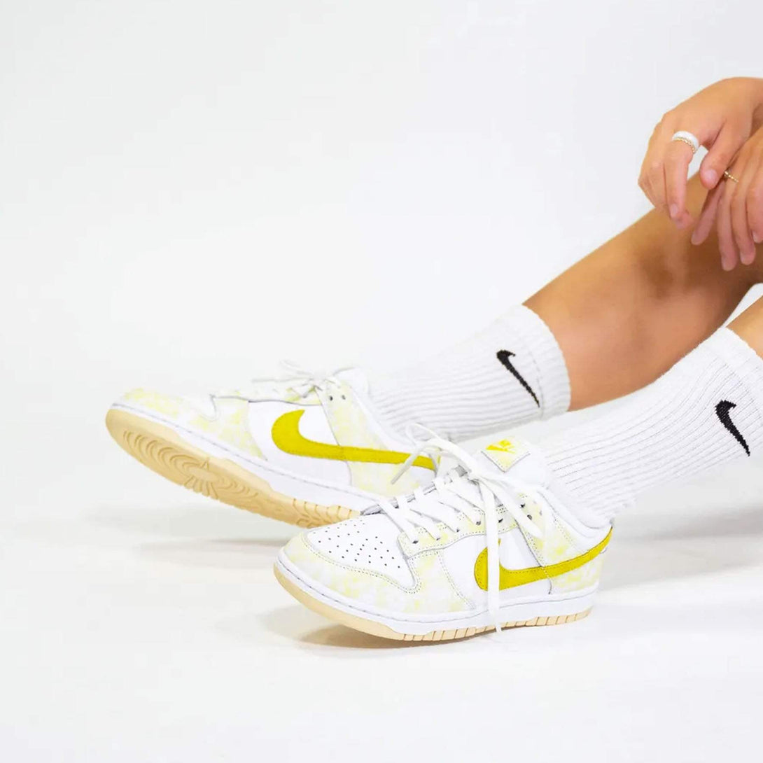 Nike Dunk Low OG Wmns 'Yellow Strike'- Streetwear Fashion - ellesey.com