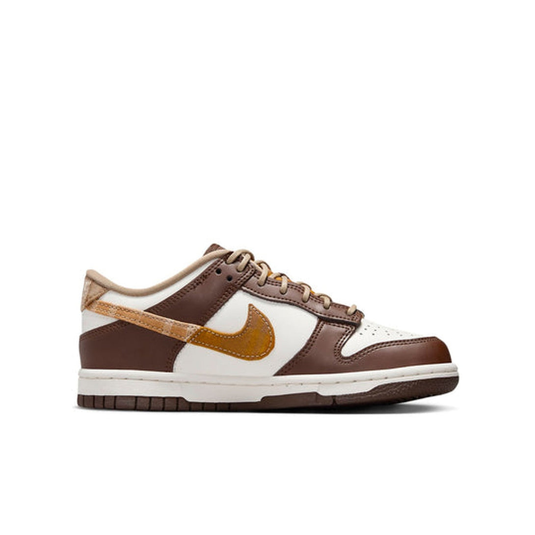 Nike Dunk Low 'Plaid Brown'- Streetwear Fashion - ellesey.com