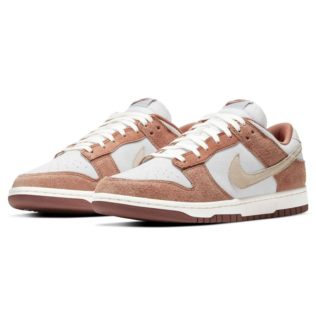 Nike Dunk Low Premium 'Medium Curry'- Streetwear Fashion - ellesey.com