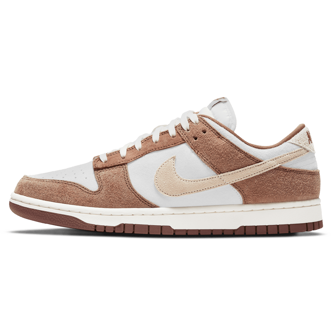 Nike Dunk Low Premium 'Medium Curry'- Streetwear Fashion - ellesey.com