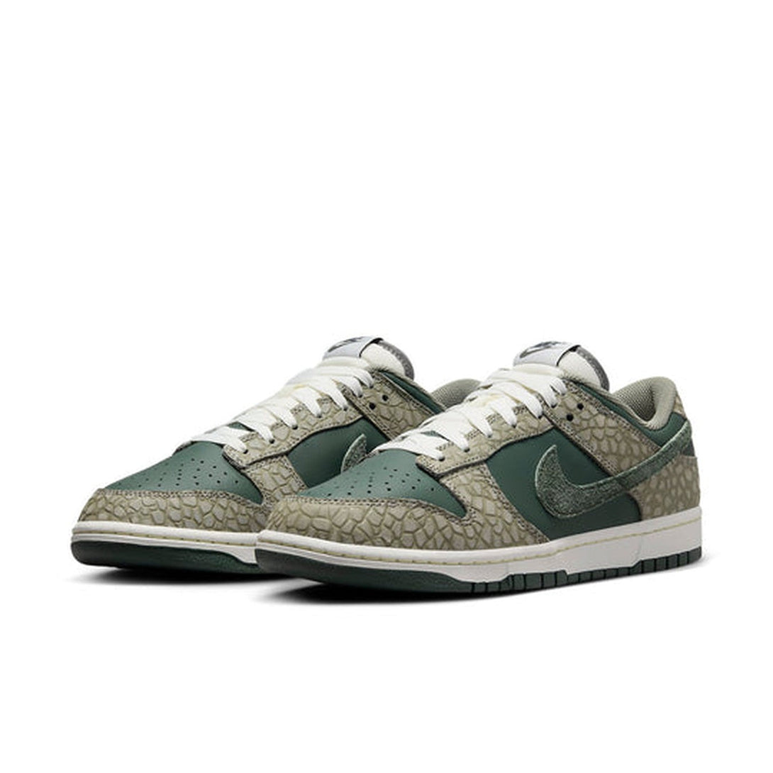 Nike Dunk Low Premium 'Urban Landscape 2.0'- Streetwear Fashion - ellesey.com