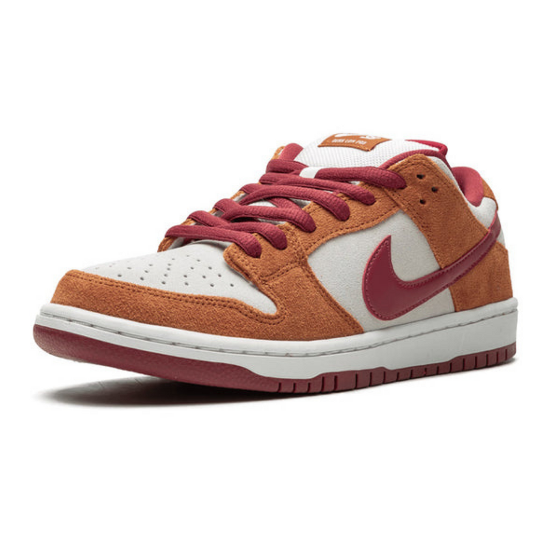 Nike Dunk Low Pro SB 'Dark Russet'- Streetwear Fashion - ellesey.com