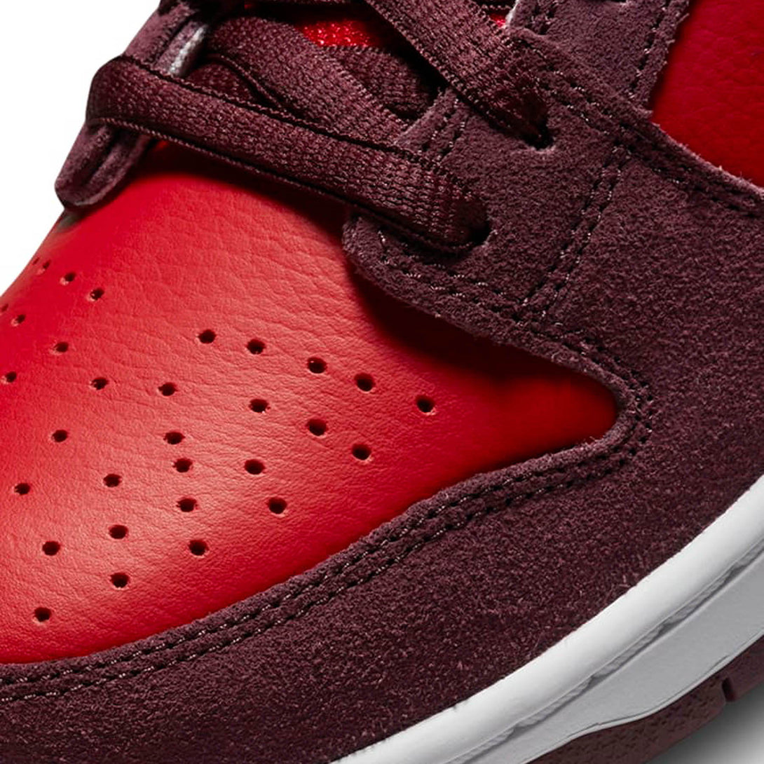 Nike Dunk Low Pro SB 'Fruity Pack - Cherry'- Streetwear Fashion - ellesey.com