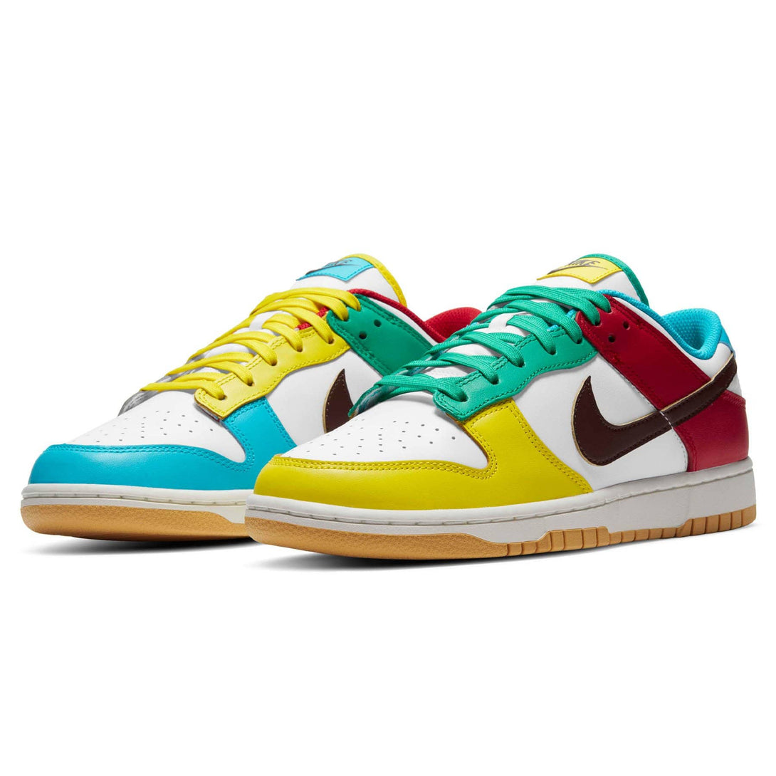 Nike Dunk Low SE 'Free.99 - White'- Streetwear Fashion - ellesey.com