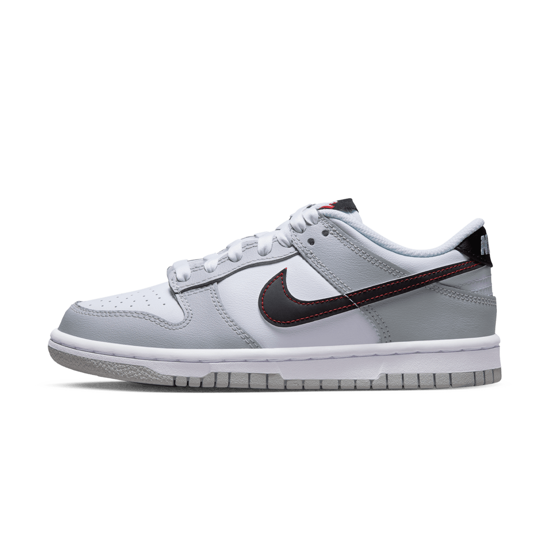 Nike Dunk Low SE GS 'Jackpot'- Streetwear Fashion - ellesey.com