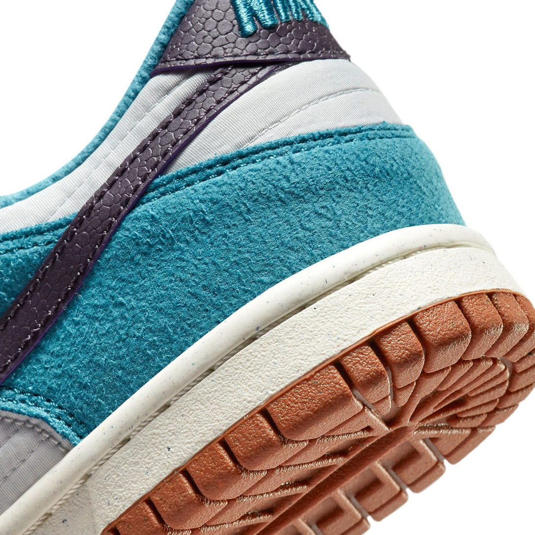 Nike Dunk Low SE GS 'Toasty - Rift Blue'- Streetwear Fashion - ellesey.com