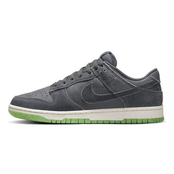 Nike Dunk Low SE 'Halloween - Cauldron'- Streetwear Fashion - ellesey.com