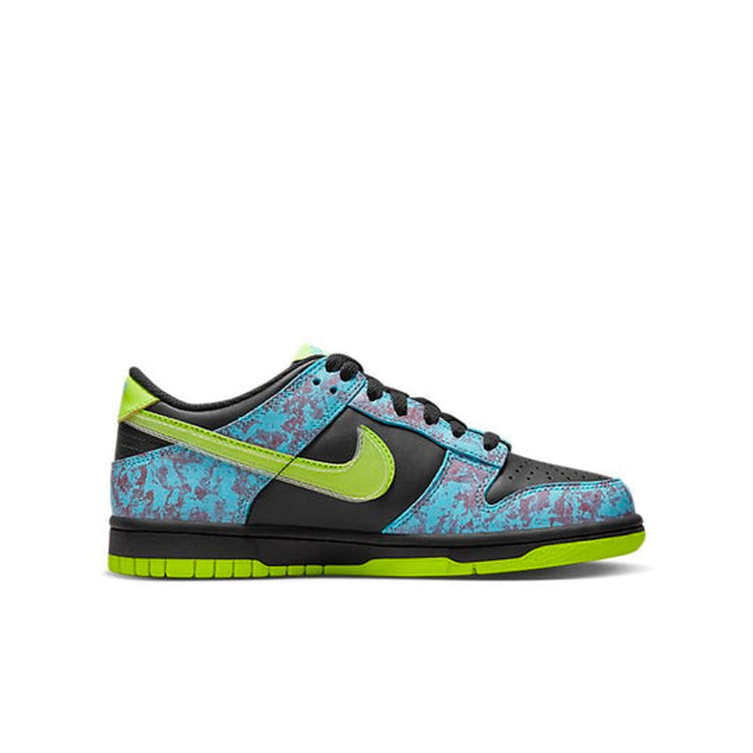 Nike Dunk Low SE 'Let's Dance'- Streetwear Fashion - ellesey.com