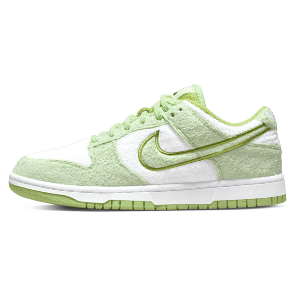 Nike Dunk Low SE Wmns 'Fleece - Honeydew'- Streetwear Fashion - ellesey.com