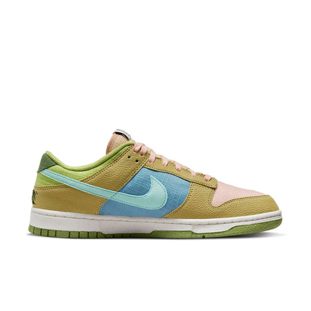 Nike Dunk Low 'Sun Club - Arctic Orange Sanded Gold'- Streetwear Fashion - ellesey.com