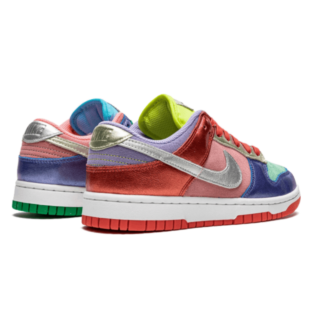 Nike Dunk Low Sunset Pulse- Streetwear Fashion - ellesey.com