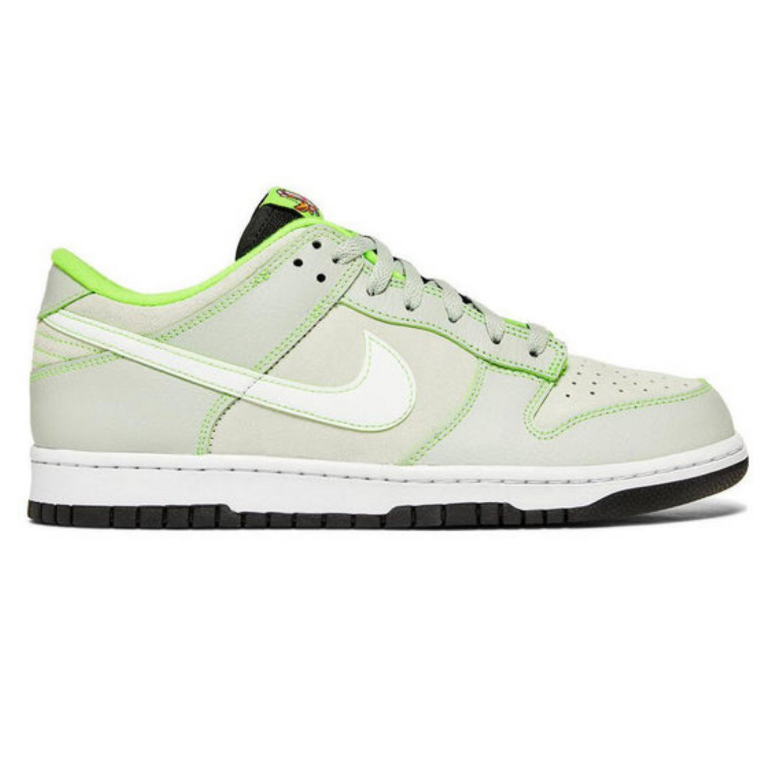 Nike Dunk Low 'University of Oregon PE'- Streetwear Fashion - ellesey.com