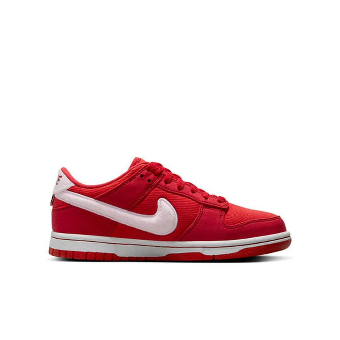 Nike Dunk Low 'Valentine's Day 2024'- Streetwear Fashion - ellesey.com