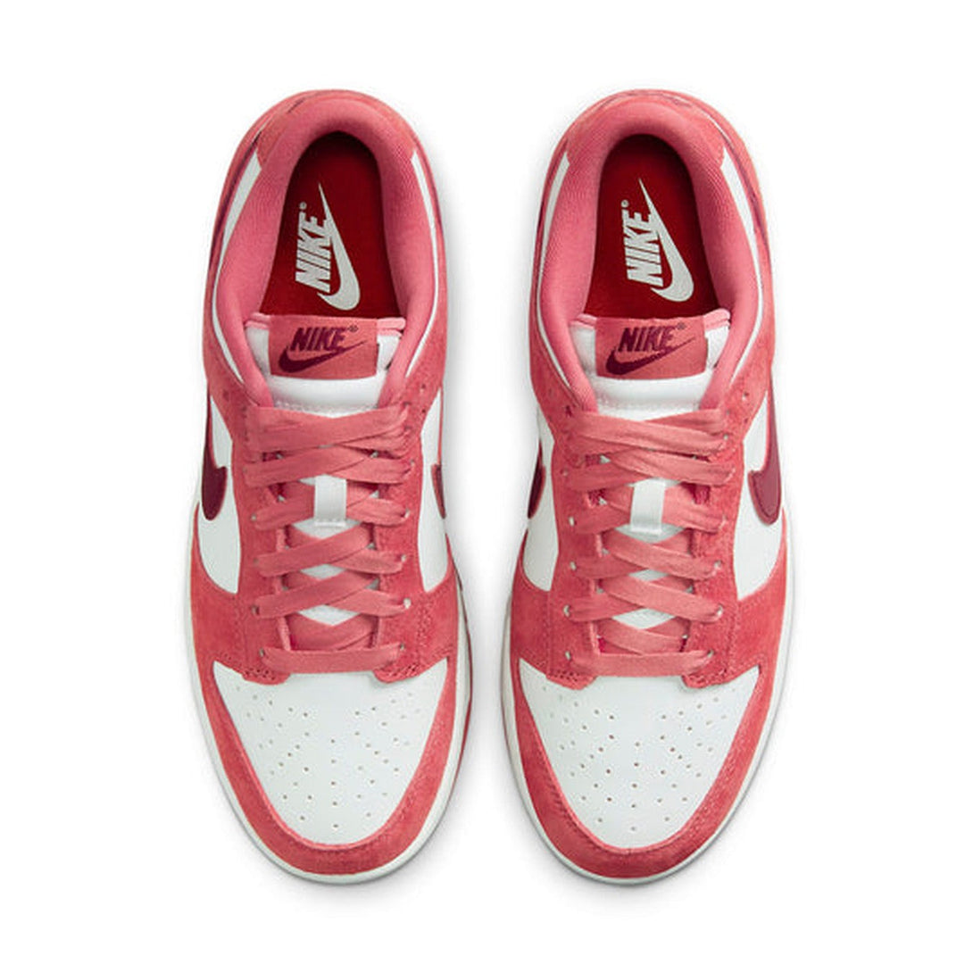 Nike Dunk Low 'Valentines Day'- Streetwear Fashion - ellesey.com