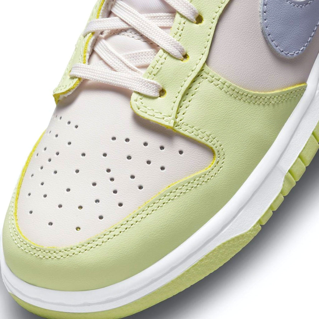 Nike Dunk Low Wmns 'Lime Ice'- Streetwear Fashion - ellesey.com