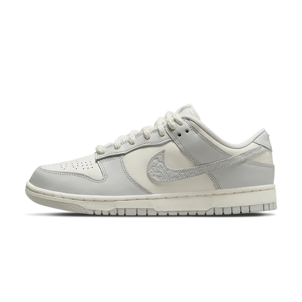 Nike Dunk Low Wmns 'Needlework'- Streetwear Fashion - ellesey.com