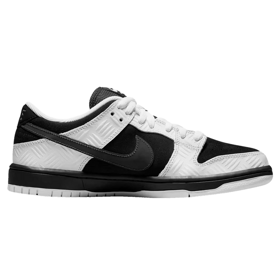 Nike Dunk SB Low Tightbooth- Streetwear Fashion - ellesey.com