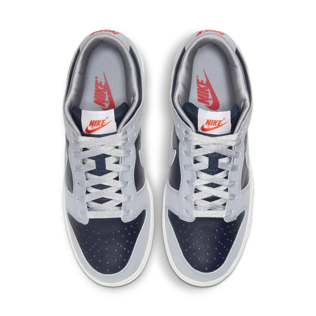 Nike Dunk Wmns Low SP 'College Navy'- Streetwear Fashion - ellesey.com