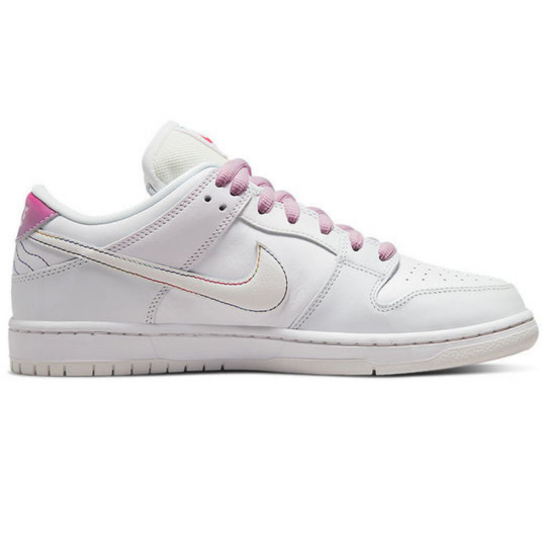 Nike SB Dunk Low 'Be True'- Streetwear Fashion - ellesey.com