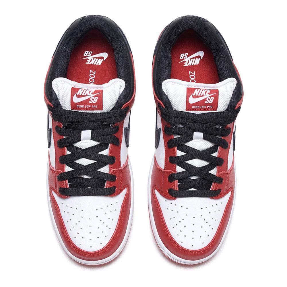 Nike SB Dunk Low Chicago- Streetwear Fashion - ellesey.com