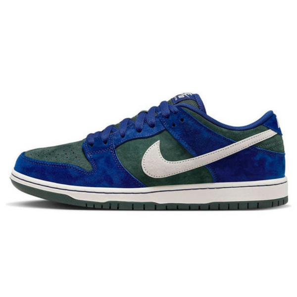 Nike SB Dunk Low 'Deep Royal Blue'- Streetwear Fashion - ellesey.com