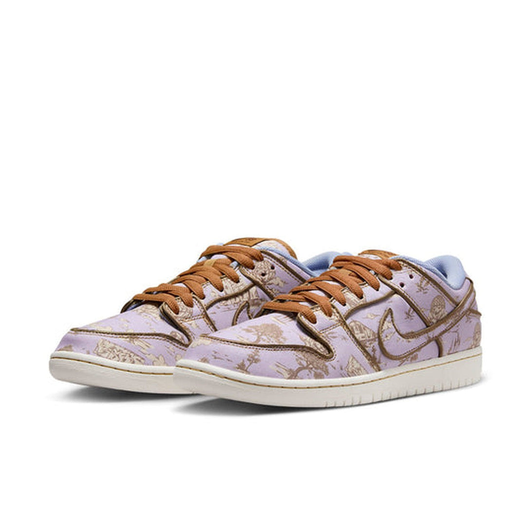 Nike SB Dunk Low Premium 'Pastoral Print'- Streetwear Fashion - ellesey.com