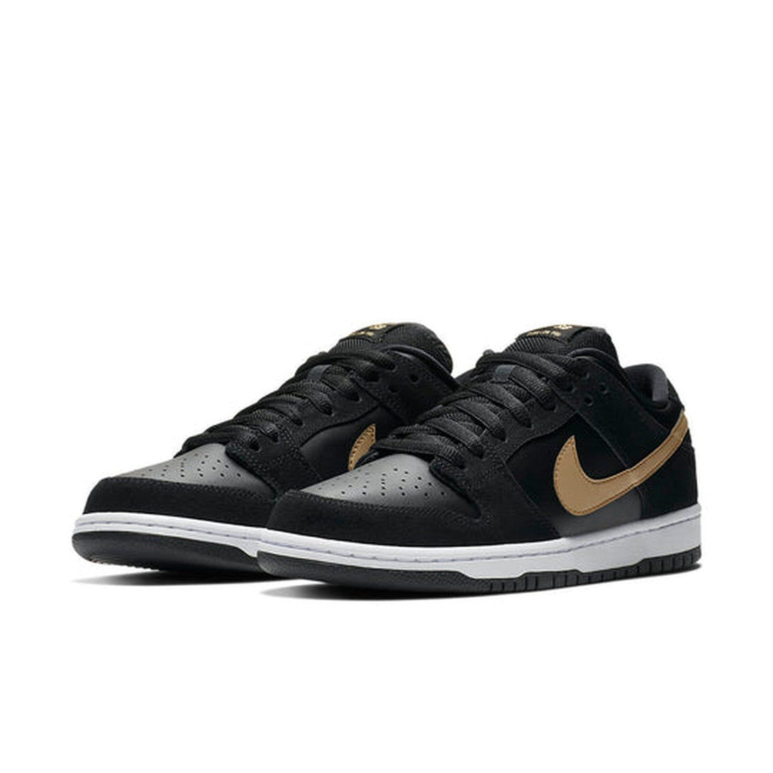 Nike SB Dunk Low Pro 'Metallic Gold'- Streetwear Fashion - ellesey.com