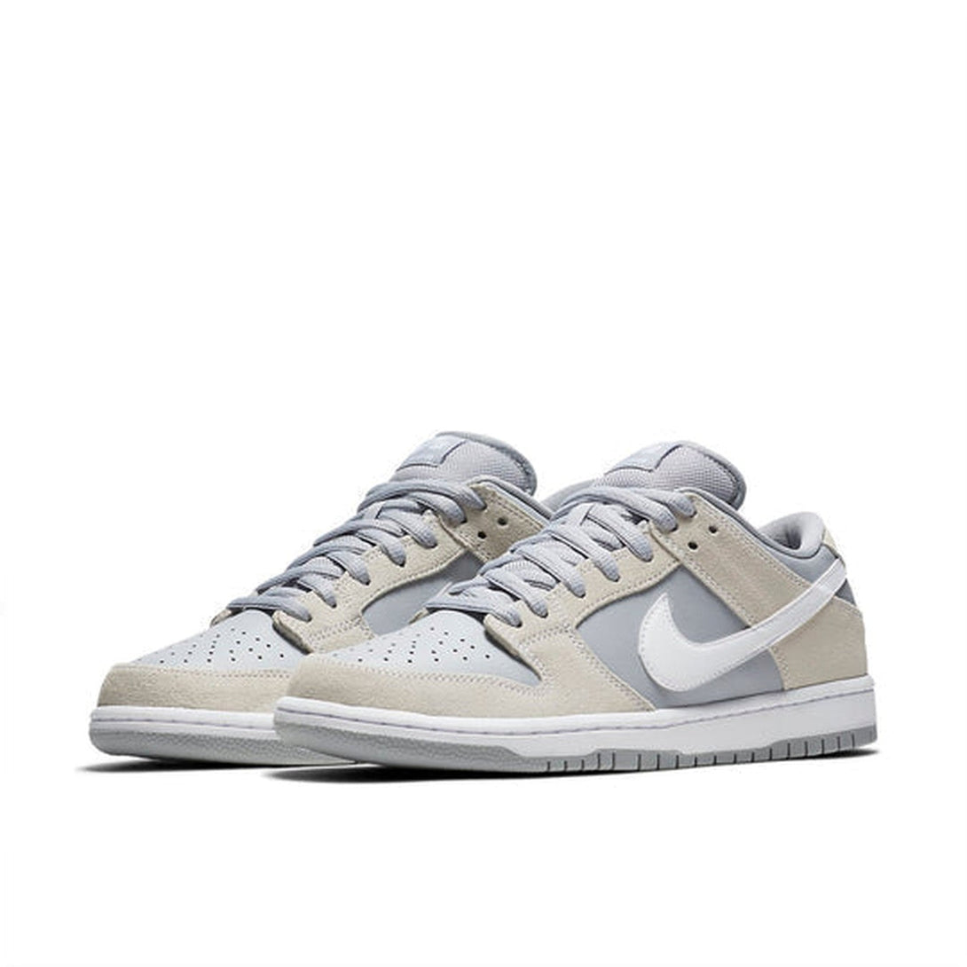 Nike SB Dunk Low 'Summit White'- Streetwear Fashion - ellesey.com