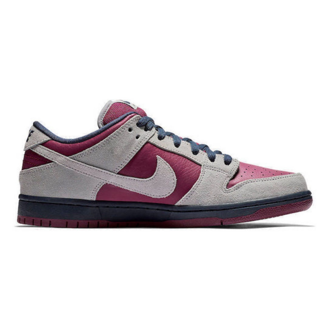 Nike SB Dunk Low 'True Berry'- Streetwear Fashion - ellesey.com