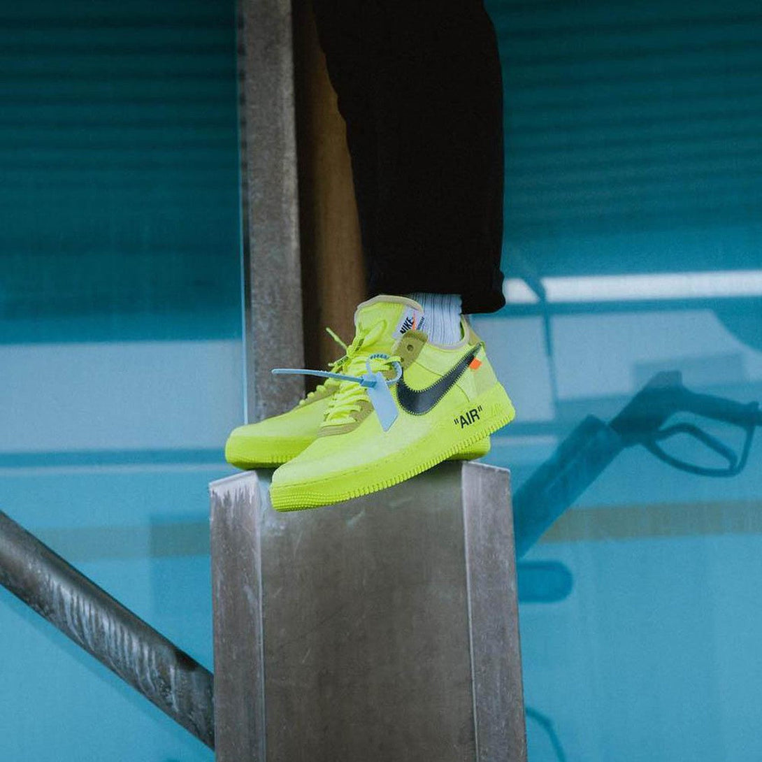 Off-White x Nike Air Force 1 Volt- Streetwear Fashion - ellesey.com