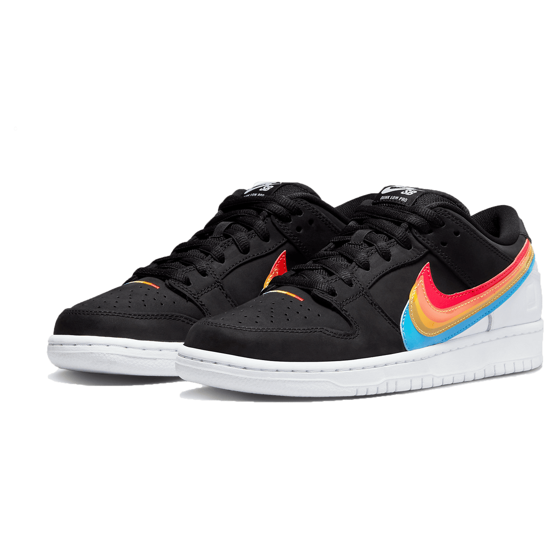 Polaroid x Nike Dunk Low SB- Streetwear Fashion - ellesey.com