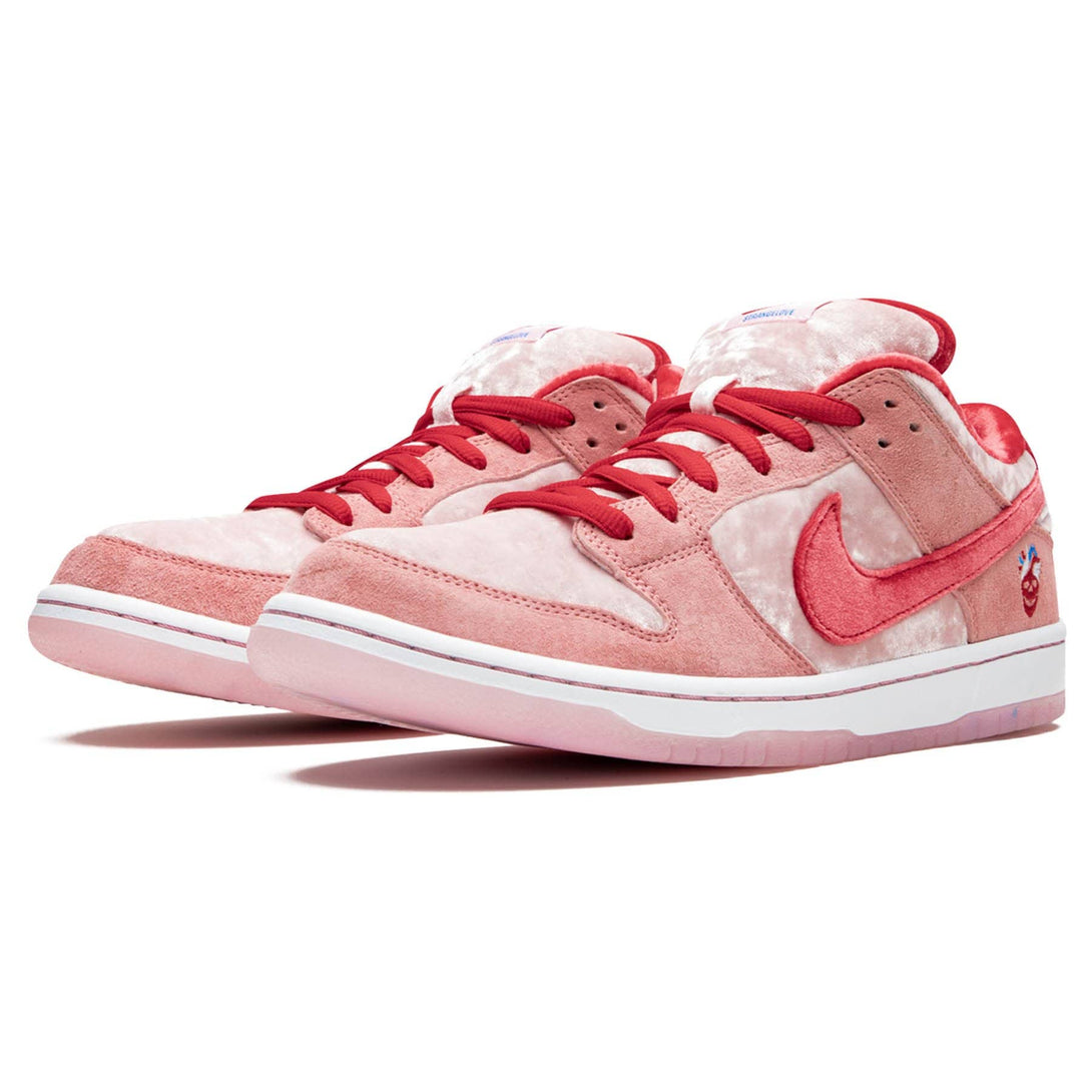 StrangeLove x Nike Dunk Low SB 'Valentine's Day'- Streetwear Fashion - ellesey.com