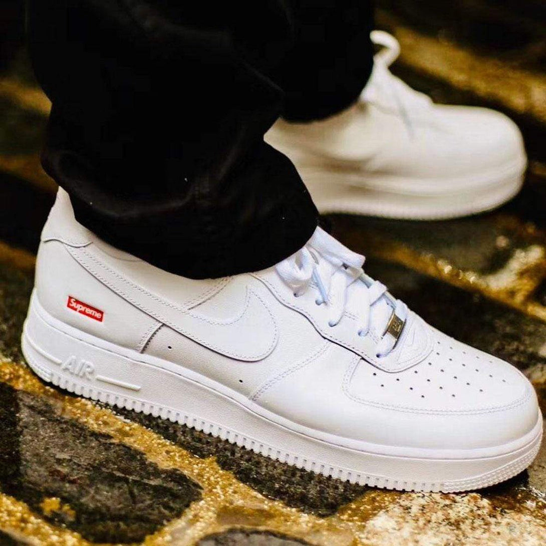 Supreme x Nike Air Force 1 Low 'Box Logo - White'- Streetwear Fashion - ellesey.com