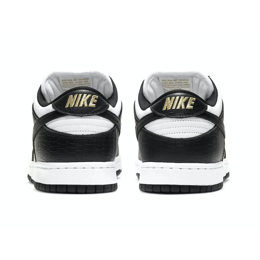 Supreme x Nike Dunk Low OG SB QS 'Black'- Streetwear Fashion - ellesey.com