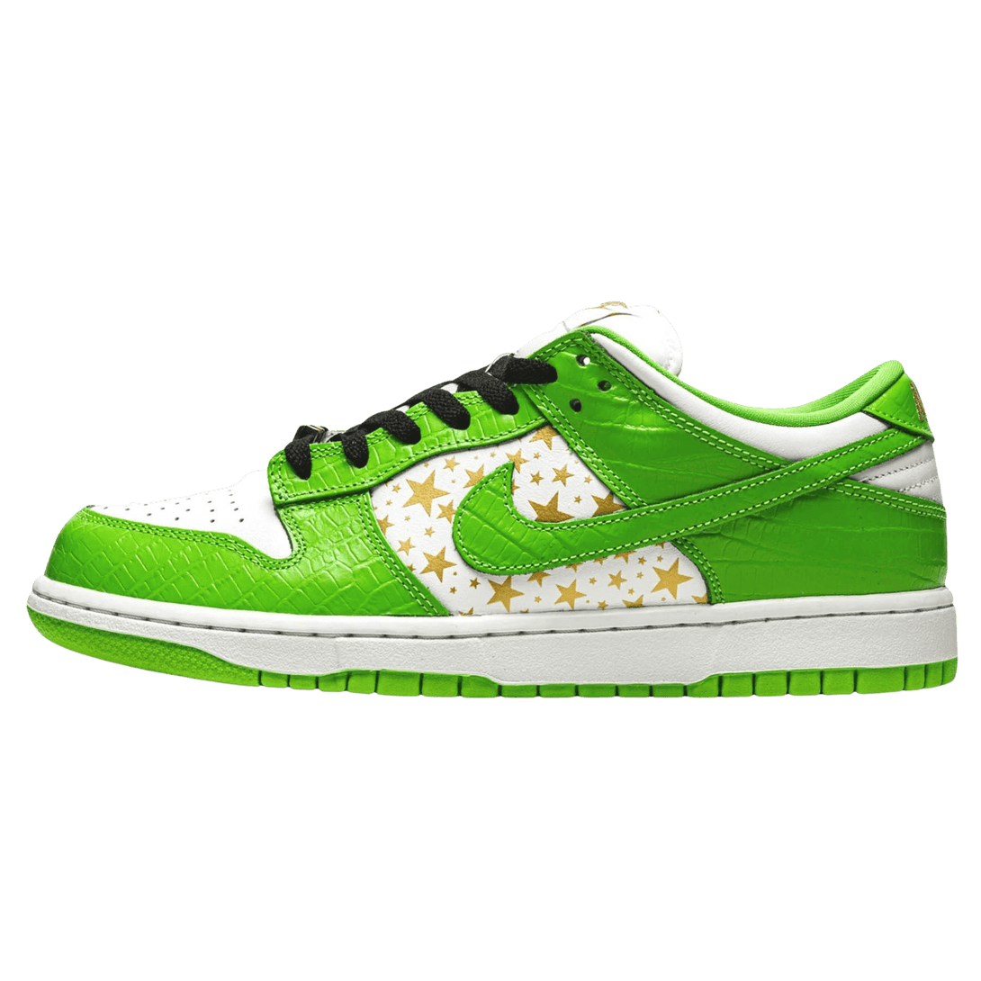 Supreme x Nike Dunk Low OG SB QS ‘Mean Green’- Streetwear Fashion - ellesey.com